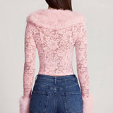 Kerge pitsiline faux-fur-äärisega kardigan roosas