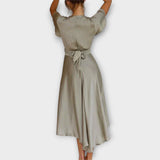 Margret - Elegantne V-kaelusega Midi Kleid