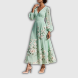 Odelia – Lillene Midi Kleid voolava siluettiga