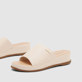 Kath Wedge Slides