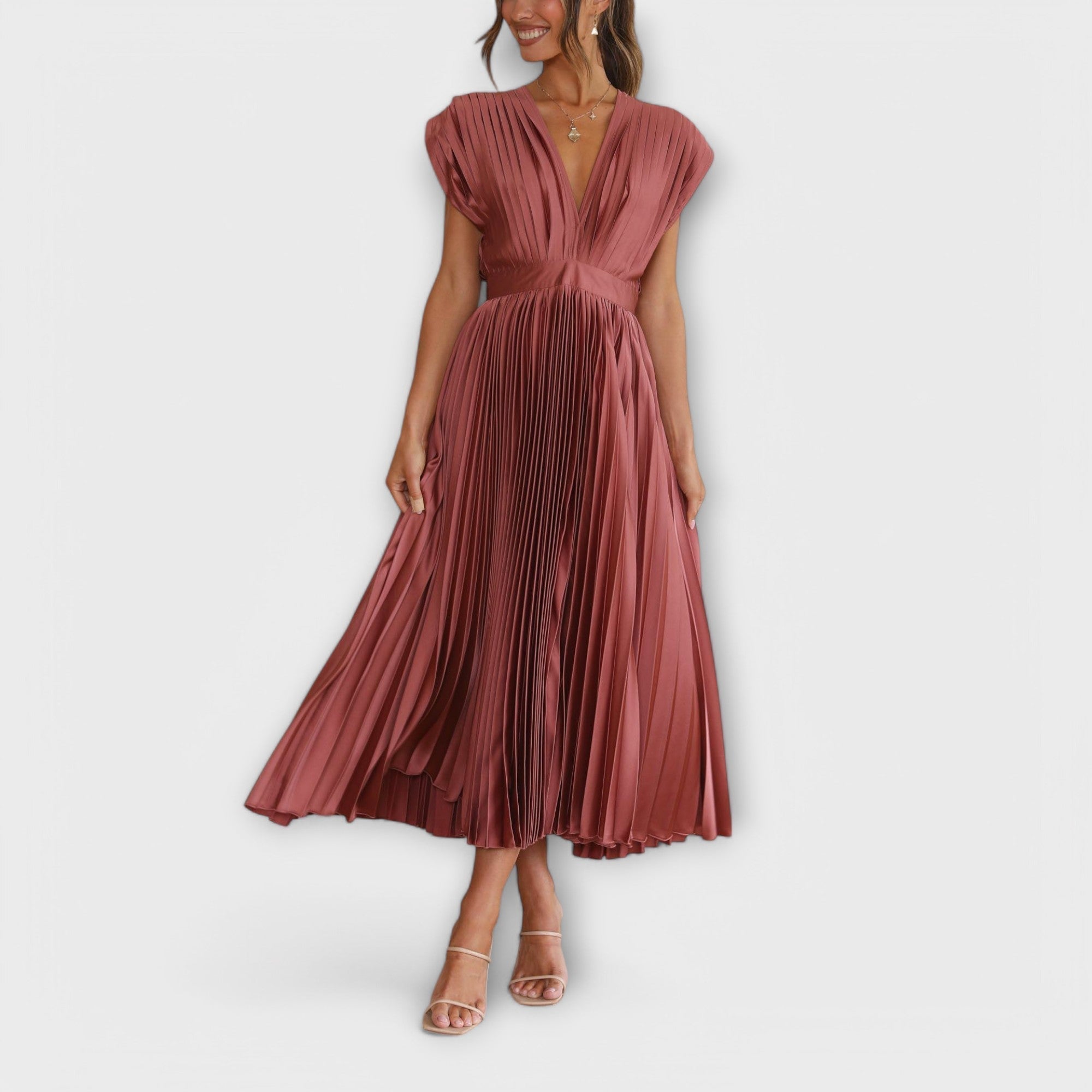 Maria - Stiilne Plisseeritud Kleid
