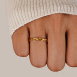Infinity 18K Kuld Keerdu Ring