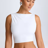 Kardinaalne avatud seljaga tank-top valges