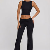 Kõrge kaelusega avatud seljaga crop top mustas