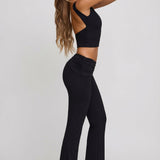 Kõrge kaelusega avatud seljaga crop top mustas