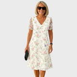 Laura | Elegantne Midi Kleit Pitsdetailidega